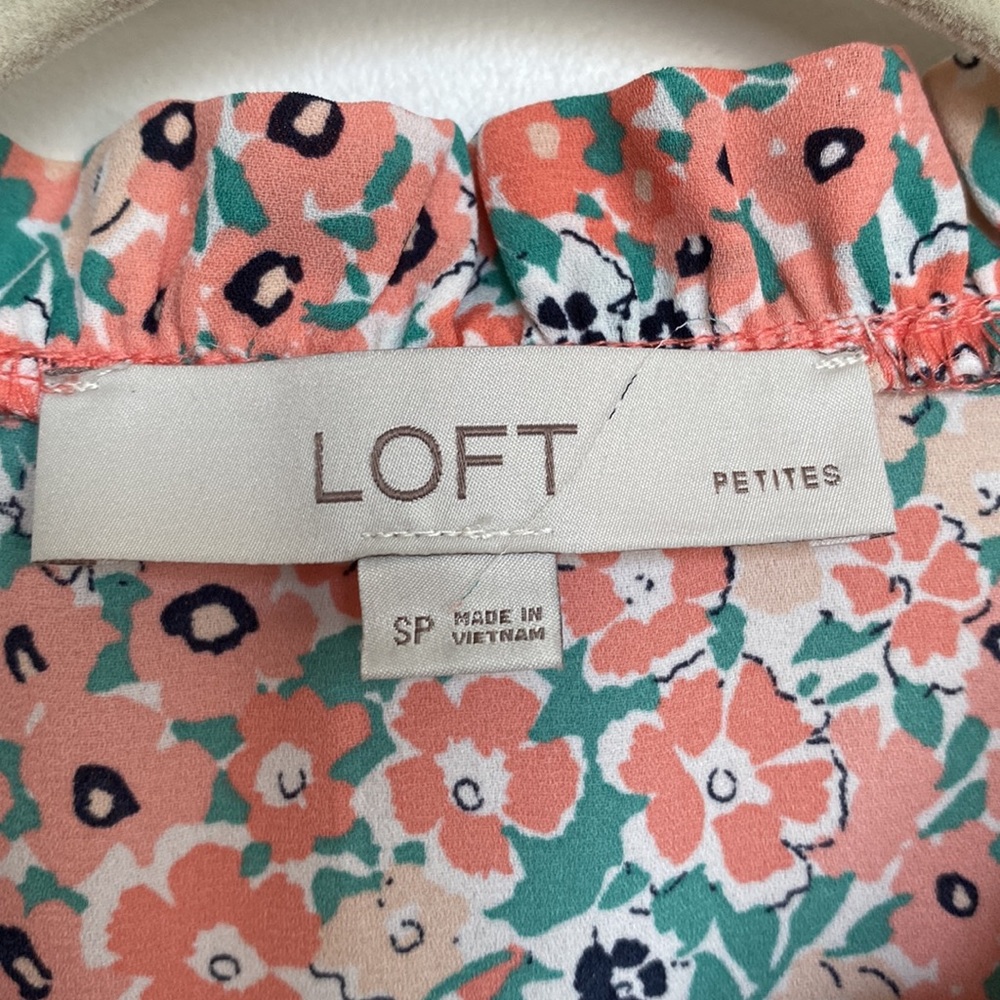 Loft Floral Ruffle Sleeve Shell Top - Picture 3 of 4